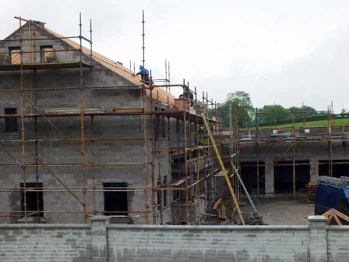 What are eco friendly houses? There are many different types of eco homes - I'll give you several examples of the various construction types available and more.