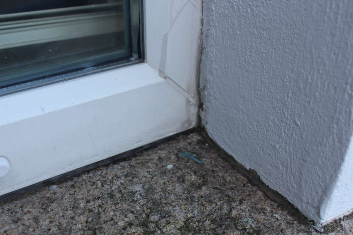 Poor seals around windows can allow uncontrolled draughts